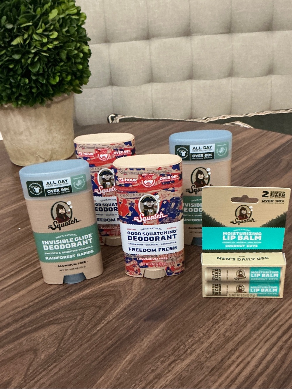 Squatch Natural Men’s Deodorant & Lip Balm Set — Blue and Tan